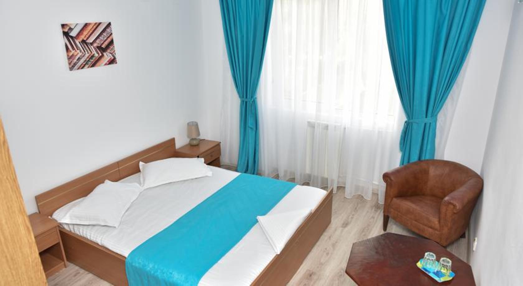 Q Hotel Нептун Екстер'єр фото